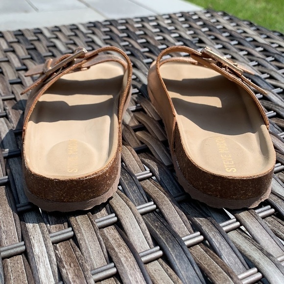 Steve MADDEN BRANDO Rose Gold Sandals - Picture 5 of 11